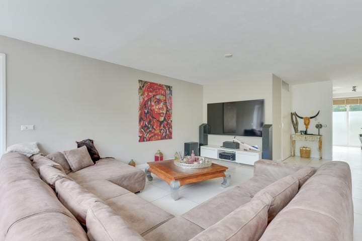 Tussenwoning te koop: Annie van Eestuin 10, Heerhugowaard
