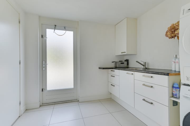 Tussenwoning te koop: Annie van Eestuin 10, Heerhugowaard