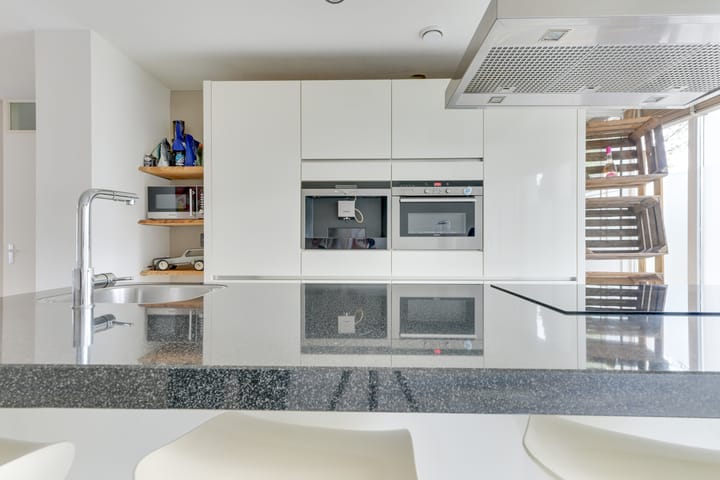 Tussenwoning te koop: Annie van Eestuin 10, Heerhugowaard