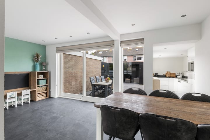 Tussenwoning te koop: Prins Bernhardweg 13, Kockengen