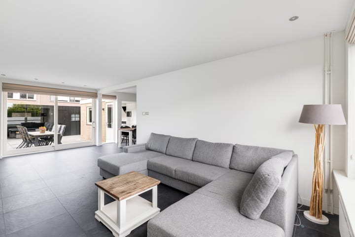 Tussenwoning te koop: Prins Bernhardweg 13, Kockengen