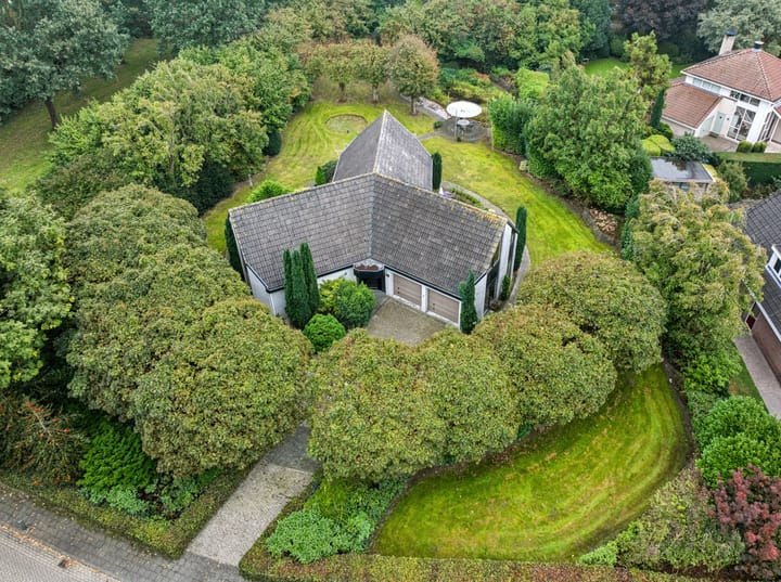 Vrijstaande woning te koop: De Drift 128, Hoogeveen