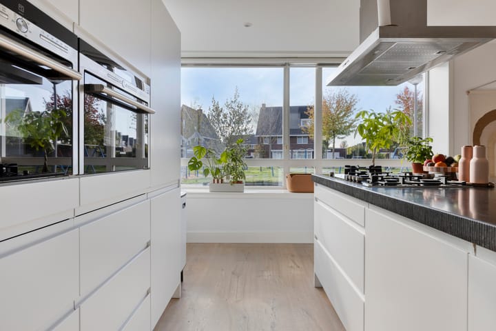 Tussenwoning te koop: Rapsodieweg 51, Rosmalen