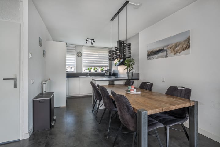 Hoekwoning te koop: Hoogsdenhof 1, Zaltbommel