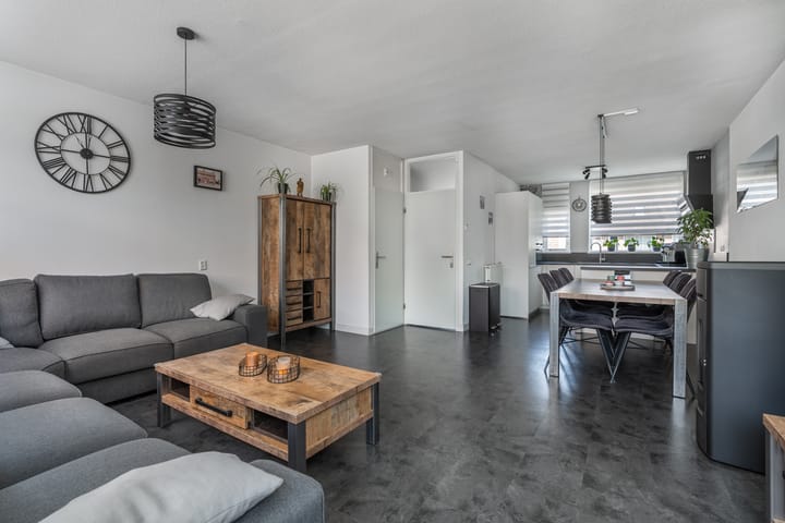 Hoekwoning te koop: Hoogsdenhof 1, Zaltbommel