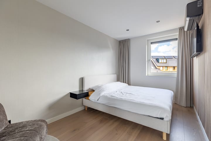 Tussenwoning te koop: Gibbon 35, Heerhugowaard