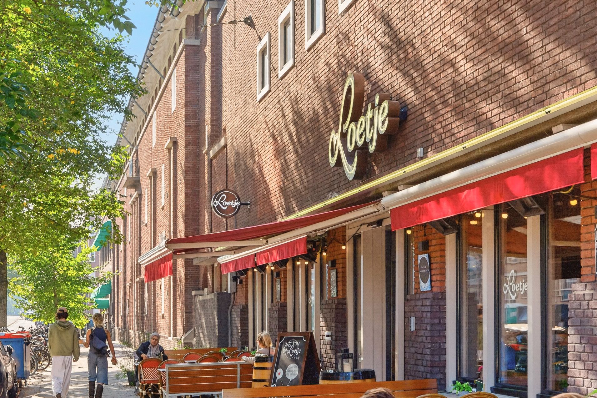 Photo 42 of Van Hilligaertstraat 290