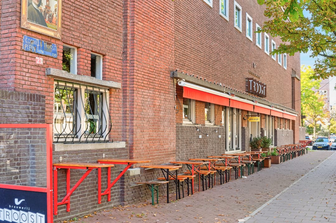 Photo 43 of Van Hilligaertstraat 290