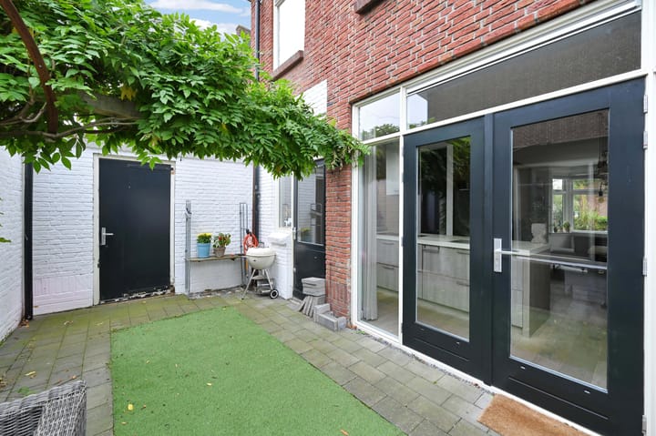 Hoekwoning te koop: Tomatenstraat 10, Leiden