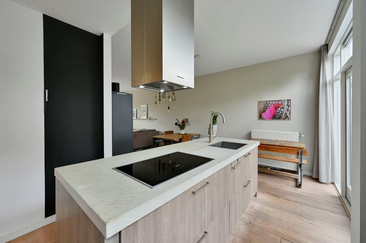 Hoekwoning te koop: Tomatenstraat 10, Leiden