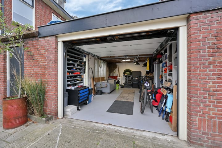 Hoekwoning te koop: Tomatenstraat 10, Leiden