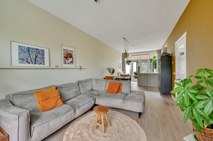 Hoekwoning te koop: Tomatenstraat 10, Leiden
