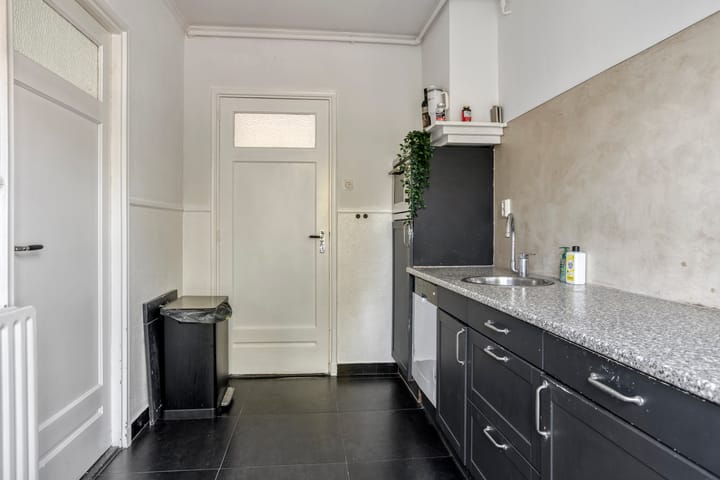 Tussenwoning te koop: Williamstraat 23, Bergen Op Zoom