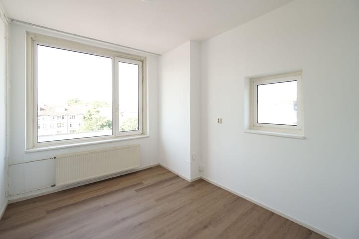 Appartement te huur: Koningin Julianalaan 340, Voorburg