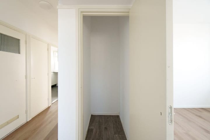 Appartement te huur: Koningin Julianalaan 340, Voorburg