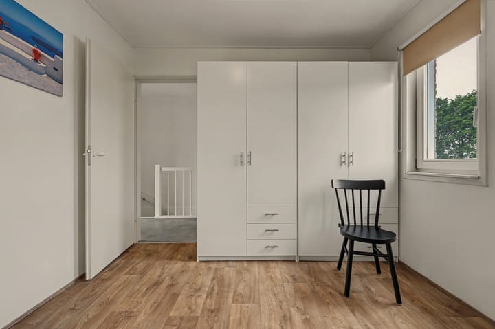 Tussenwoning te koop: Linzenakker 13, Schiedam