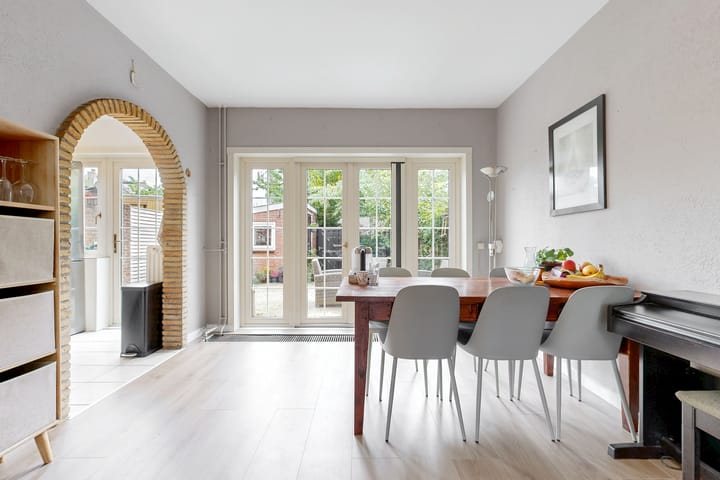 Tussenwoning te koop: Kastanjelaan 34, Leiderdorp