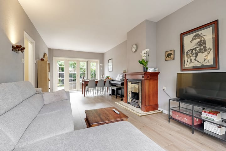 Tussenwoning te koop: Kastanjelaan 34, Leiderdorp