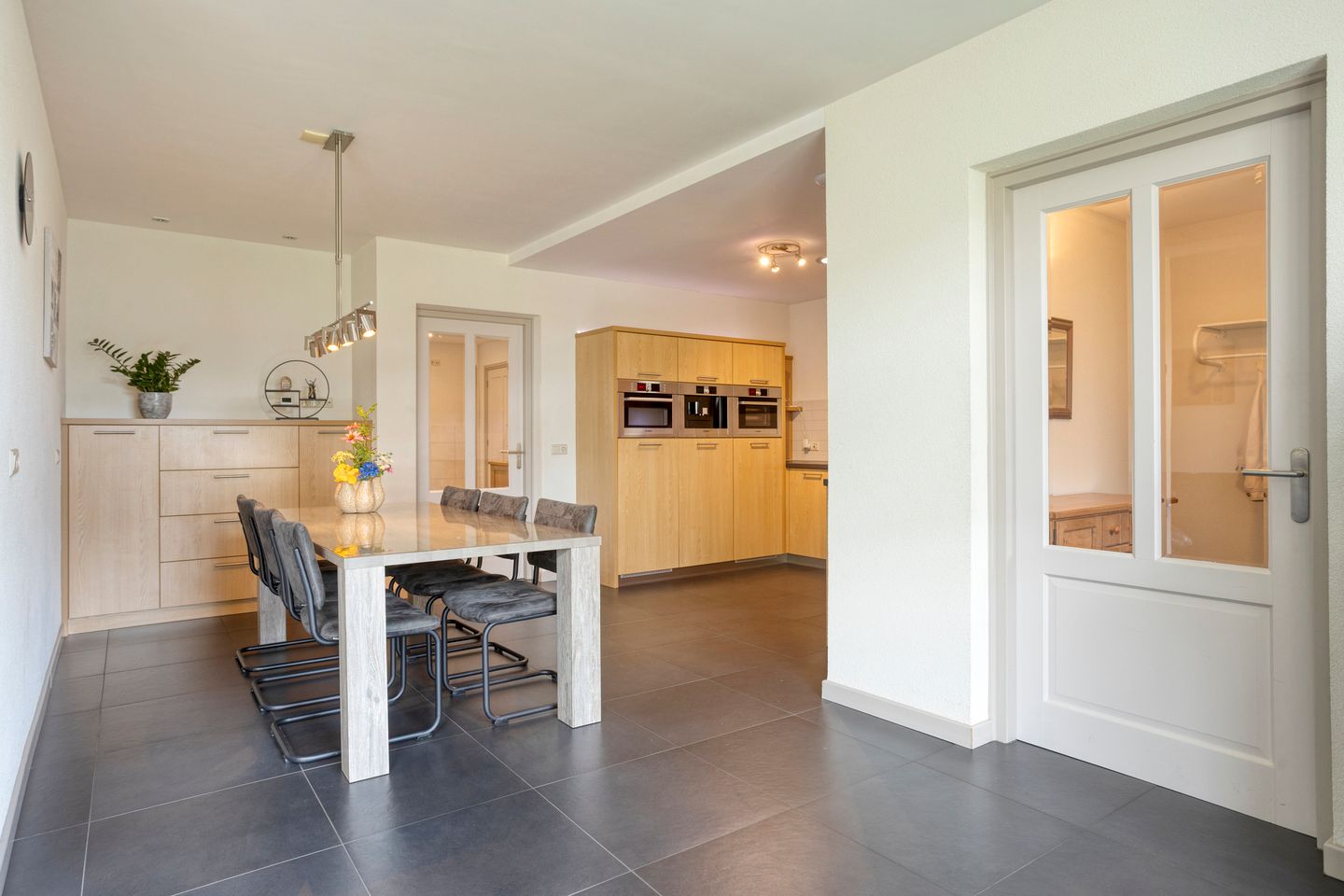 Photo 4 of Dorpstraat 41