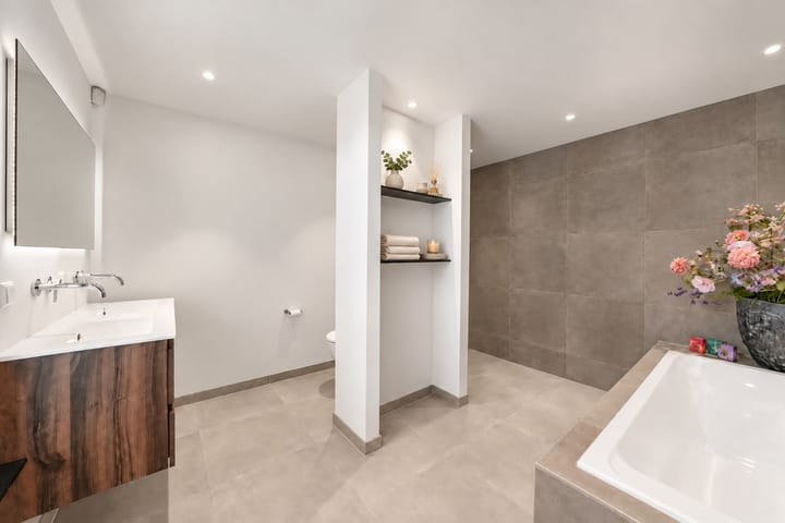 Vrijstaande woning te koop: Bovenmeerweg 1, Leidschendam
