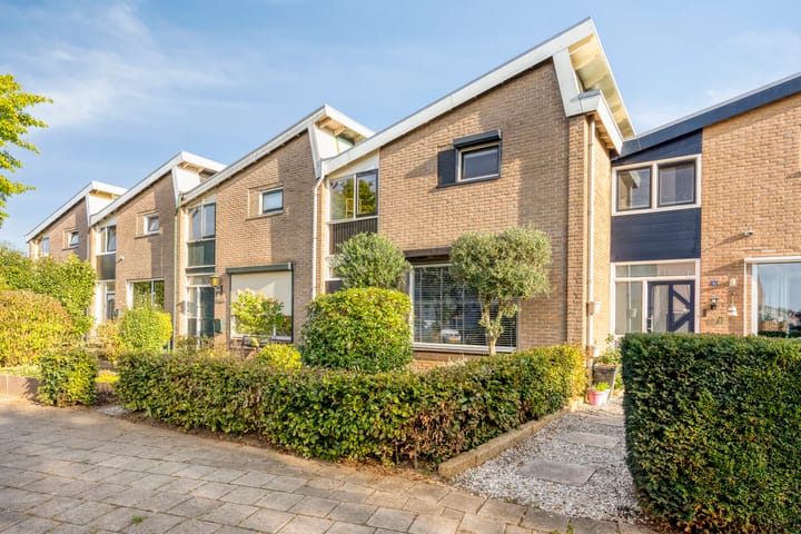 Tussenwoning te koop: Begoniastraat 39, Doesburg