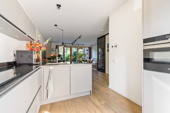 Tussenwoning te koop: Noorderduinslag 41, Almere
