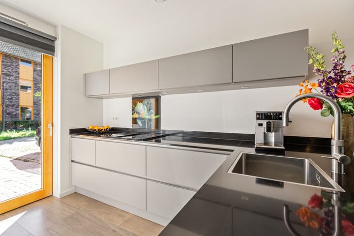 Tussenwoning te koop: Noorderduinslag 41, Almere