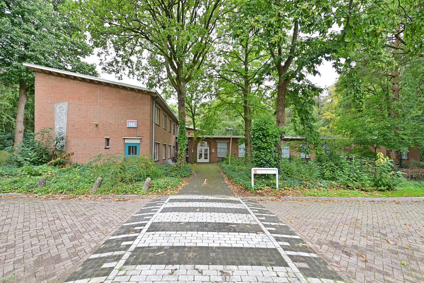 Bekijk foto 4 van Mart Smeetslaan 6