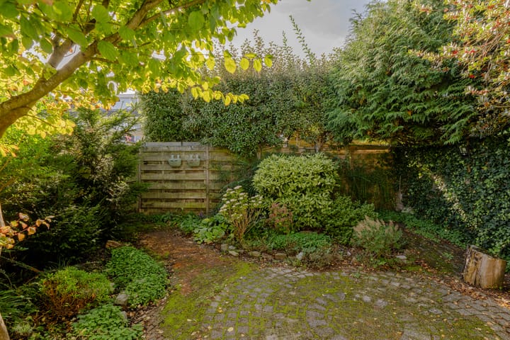 Tussenwoning te koop: Van der Marckstraat 7, Wassenaar