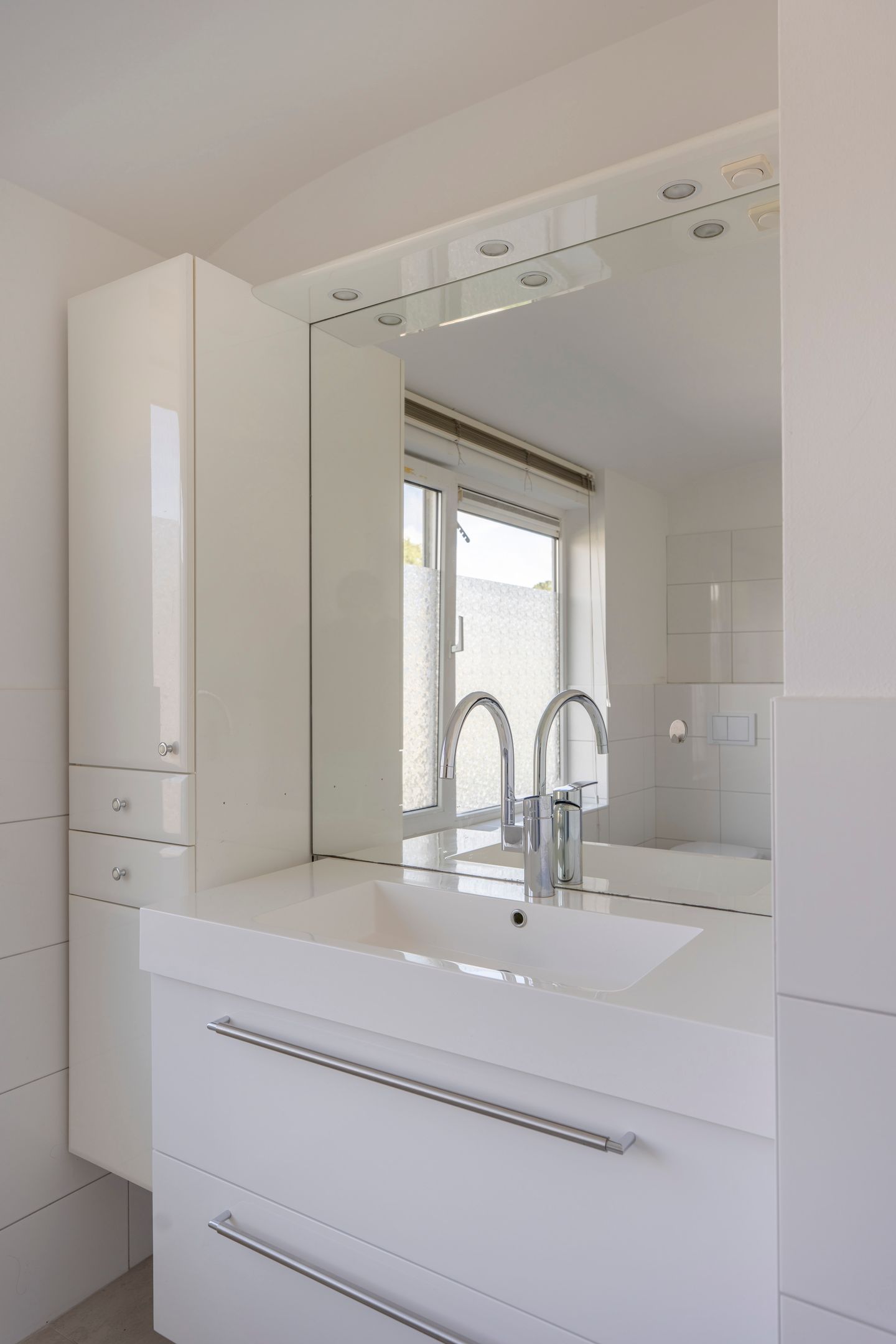 Photo 40 of Van der Marckstraat 7
