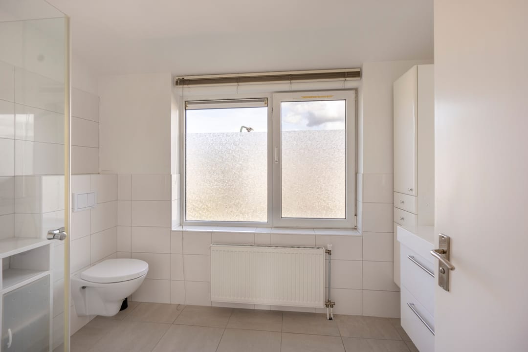 Photo 37 of Van der Marckstraat 7