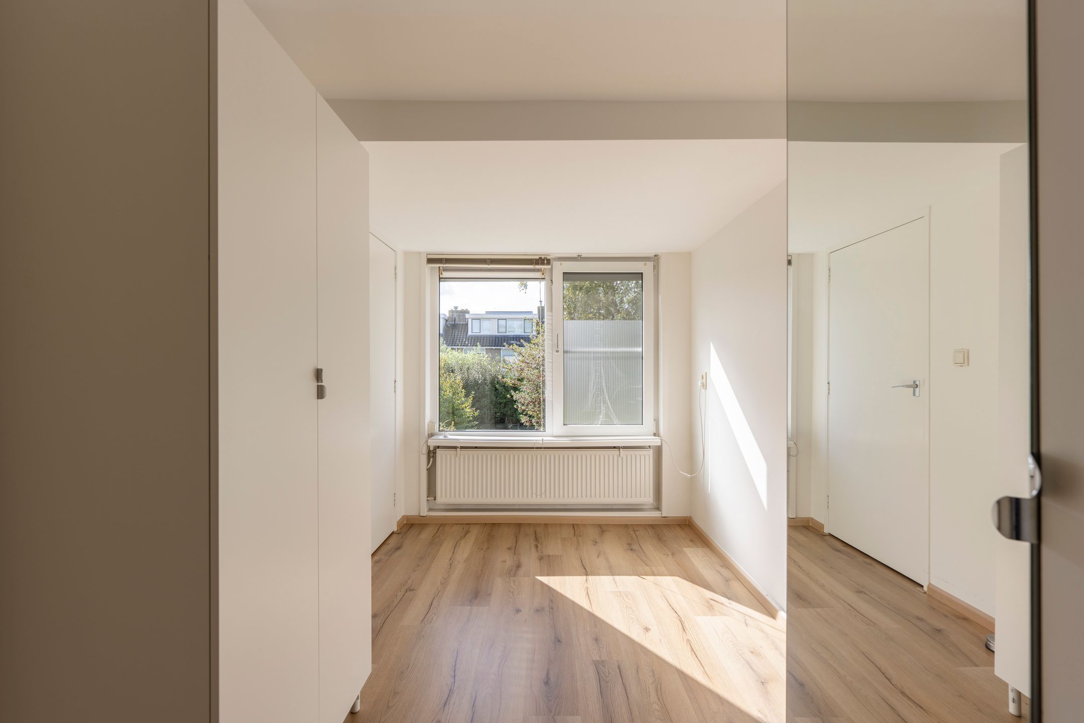 Photo 36 of Van der Marckstraat 7