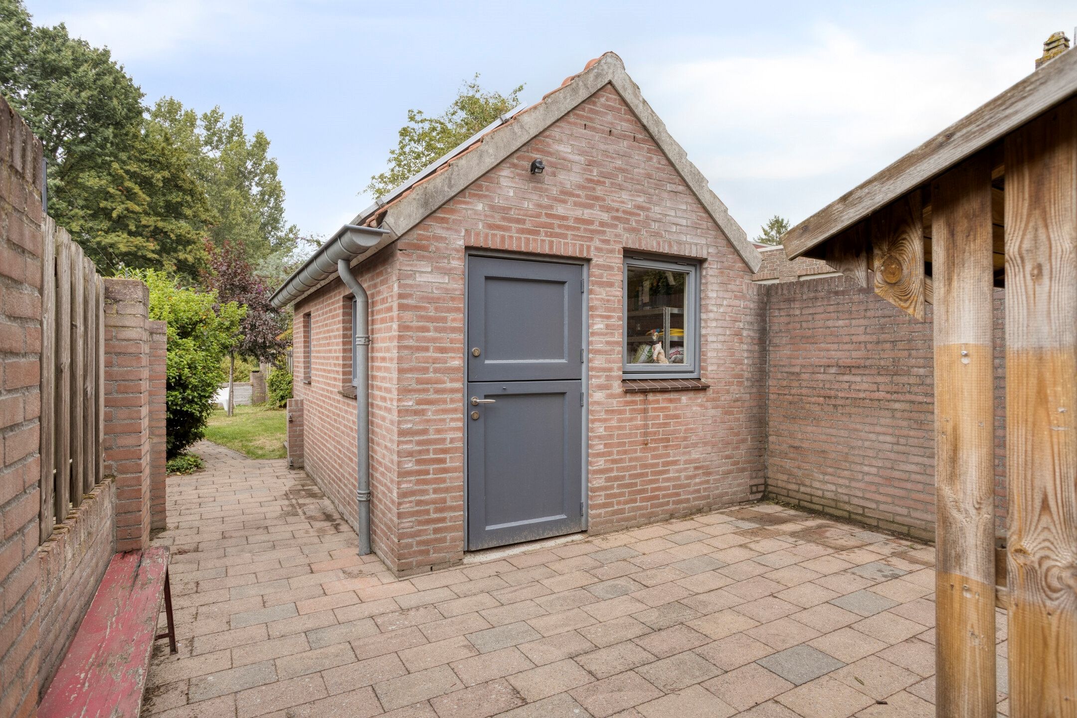 Photo 24 of Hoofdstraat 151