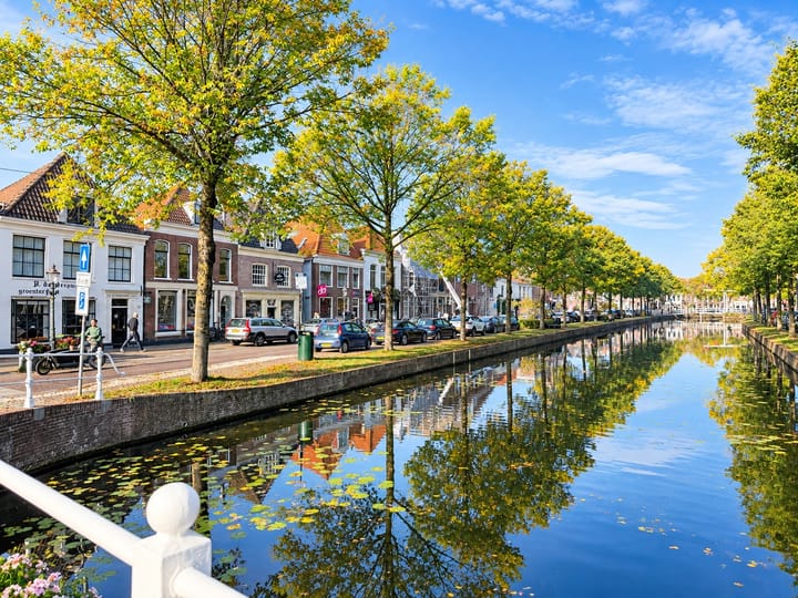 Tussenwoning te koop: Nieuwstad 60, Weesp