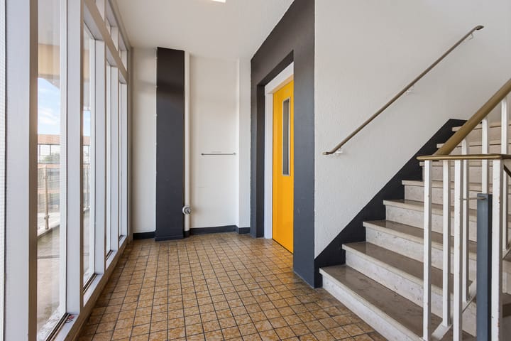 Appartement te koop: Burgemeester Kuperusplein 82, Heerenveen
