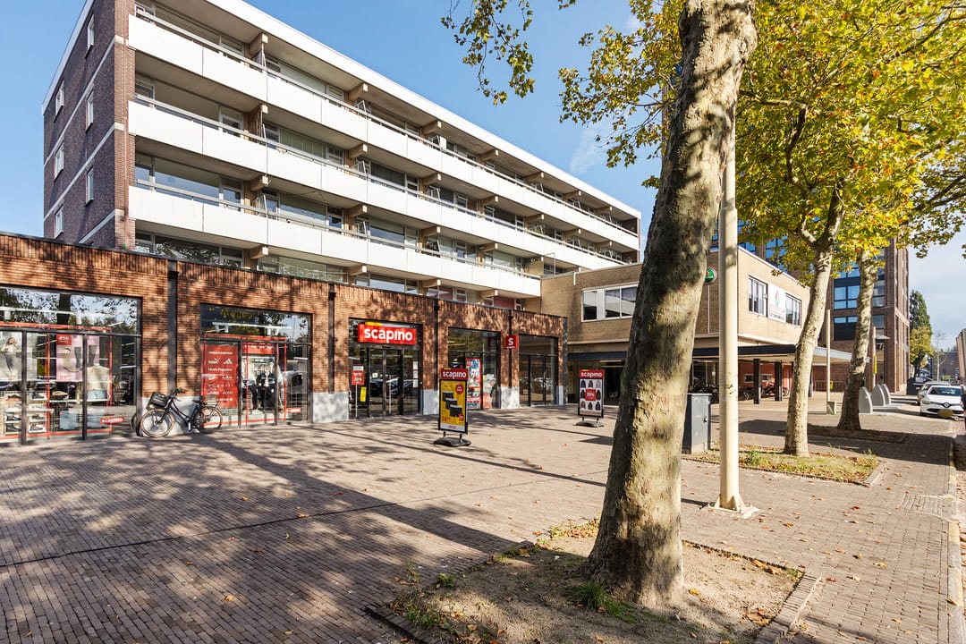 Photo 1 of Burgemeester Kuperusplein 82