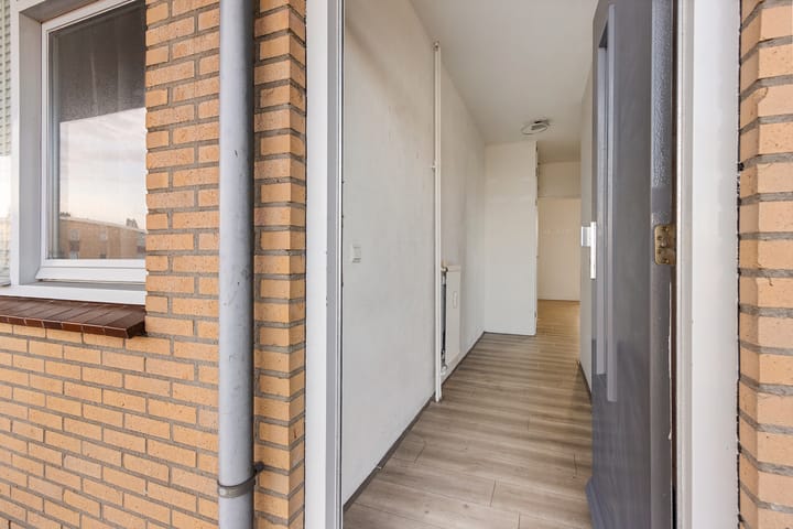 Appartement te koop: Burgemeester Kuperusplein 82, Heerenveen