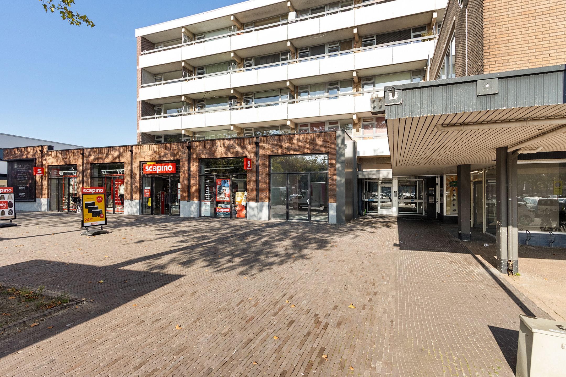 Photo 3 of Burgemeester Kuperusplein 82