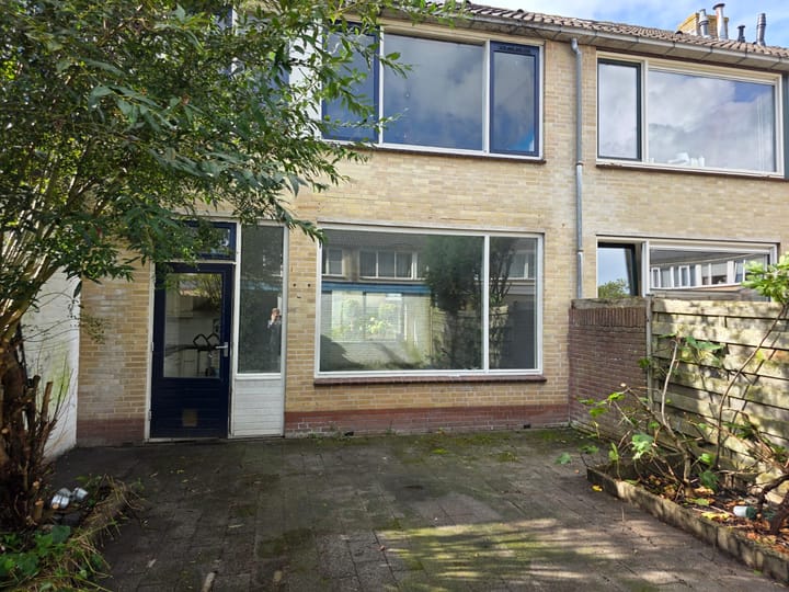 Tussenwoning te koop: Hertog Albrechtstraat 228, Grootebroek
