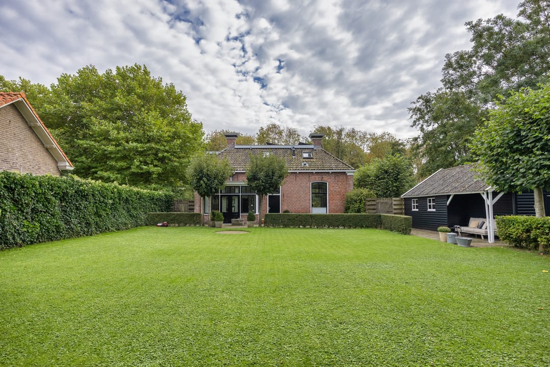 Photo 52 of Schoolsingel 22