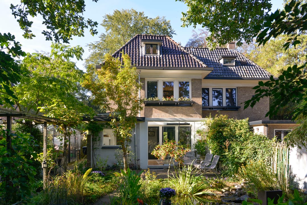 Photo 2 of Vondellaan 37