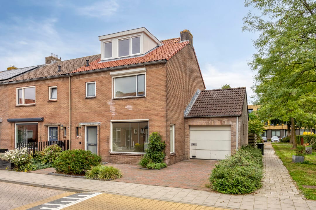 Photo 1 of Jhr. A. van Swietenstraat 2