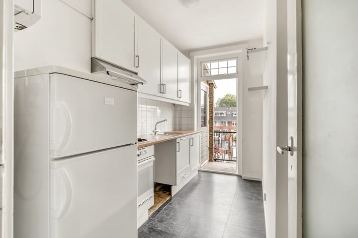 Appartement te koop: Burgemeester Andriessenstraat 30, Hilversum