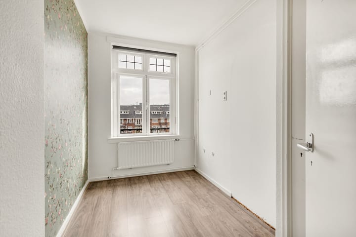 Appartement te koop: Burgemeester Andriessenstraat 30, Hilversum