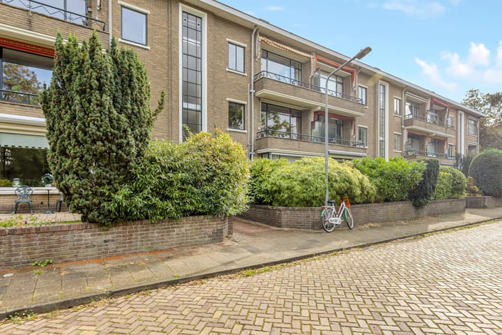 Appartement te koop: Burgemeester Andriessenstraat 30, Hilversum
