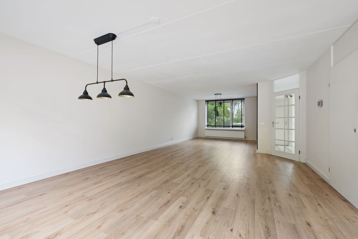 Foto 4 van Voorhout 27