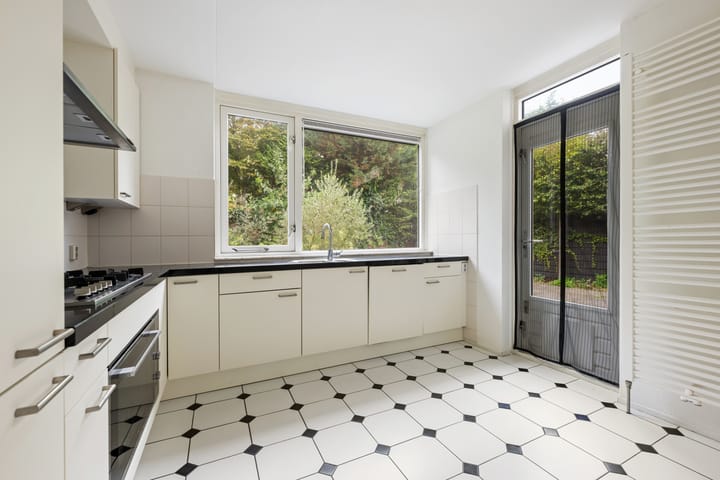 Hoekwoning te koop: Voorhout 27, Rotterdam