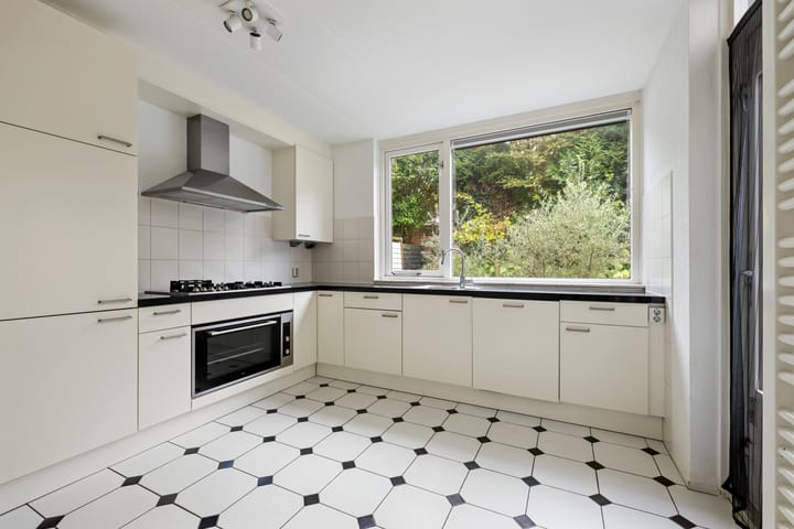 Hoekwoning te koop: Voorhout 27, Rotterdam