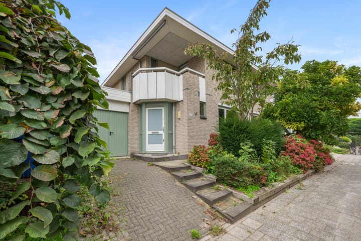 Hoekwoning te koop: Voorhout 27, Rotterdam