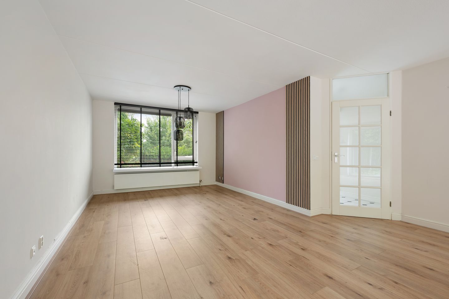 Foto 10 van Voorhout 27